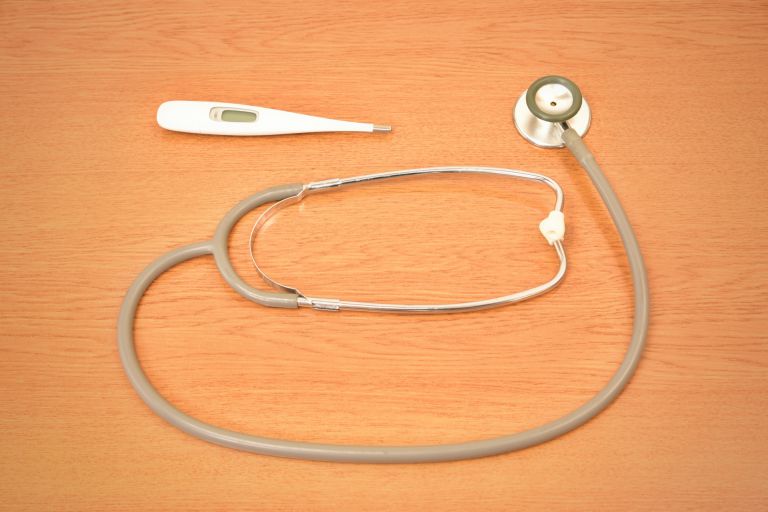 インドネ伝統と現代医療が織りなす健康ケアの共存と進化